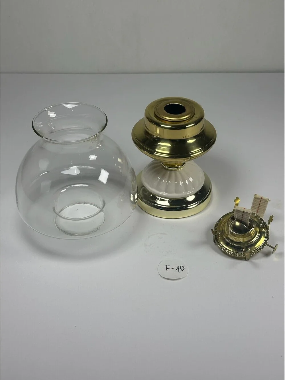 Vintage Style Brass & Ceramic Oil Lamp with Glass Chimney - Storage F-10
